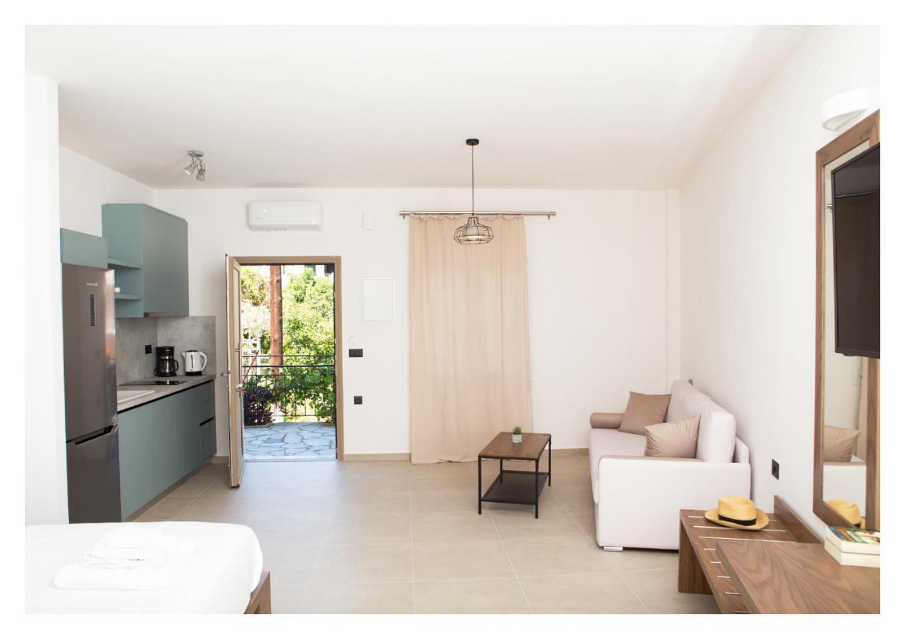 Le Quartier Comfy Studios Parga Exterior foto